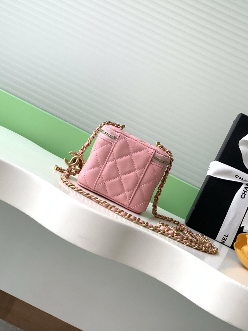 Ch**el cosmetic bags